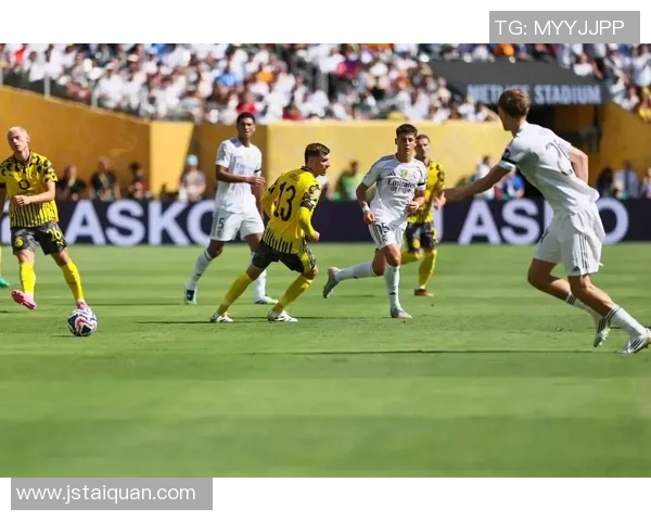 老年足球明星激情对决精彩瞬间回顾与感动时刻分享